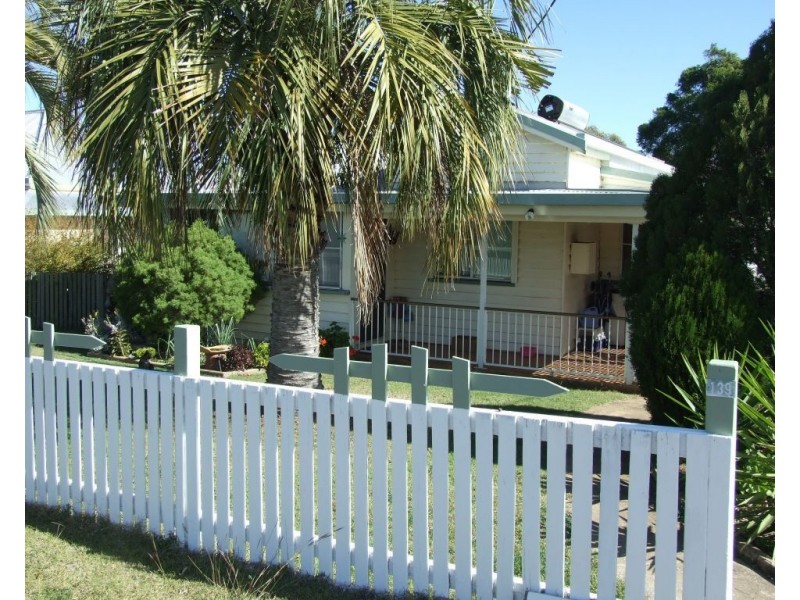 139 Mocatta Street, Goombungee QLD 4354