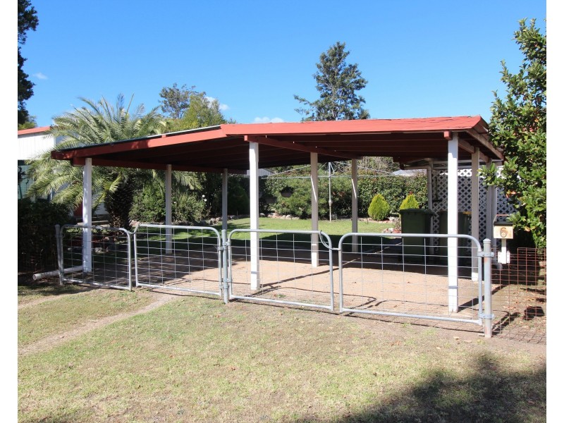 6 Park Road, Crows Nest QLD 4355