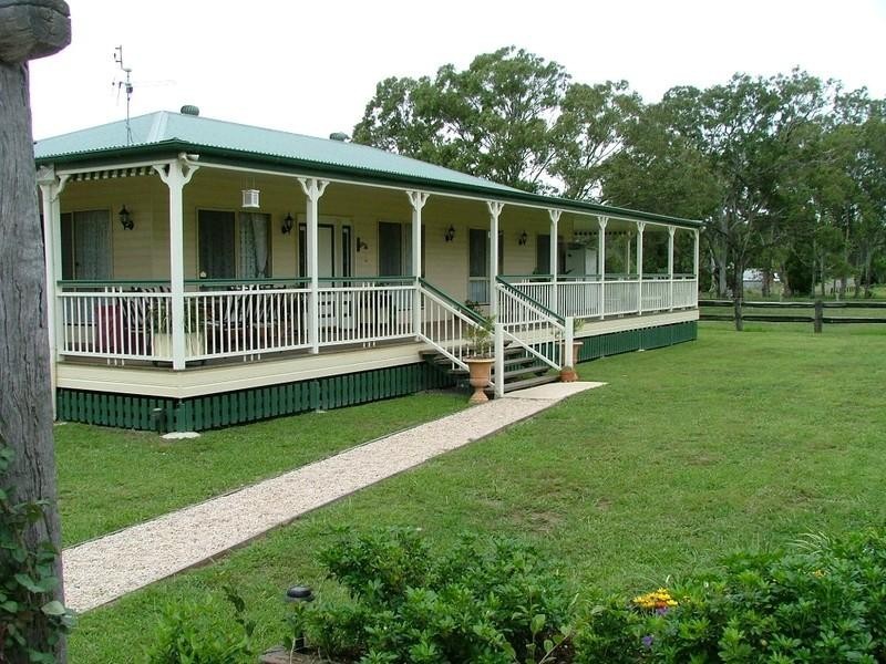 7313 New England Highway, Crows Nest QLD 4355