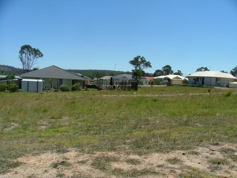 12 Naomi Drive, Crows Nest QLD 4355