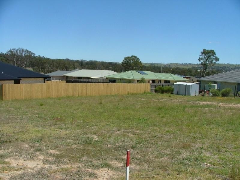 12 Naomi Drive, Crows Nest QLD 4355