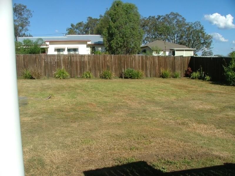 108 Mocatta Street, Goombungee QLD 4354