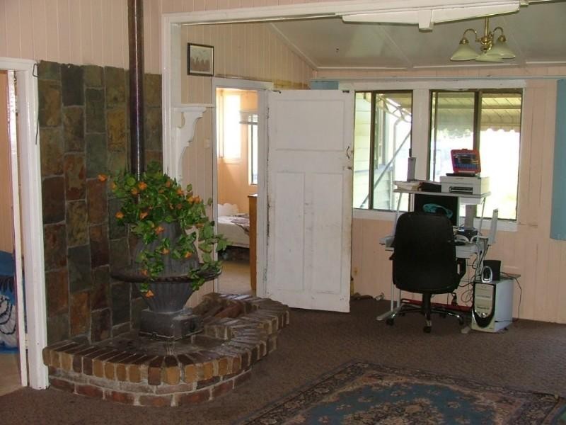 1532 Crows Nest Road, Haden QLD 4353