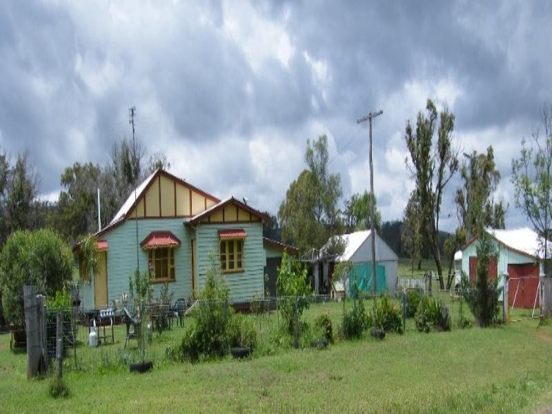 504 Groomsville Plainby Road, Crows Nest QLD 4355