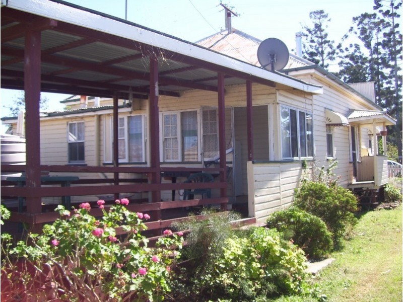 17 Boundary Street, Haden QLD 4353