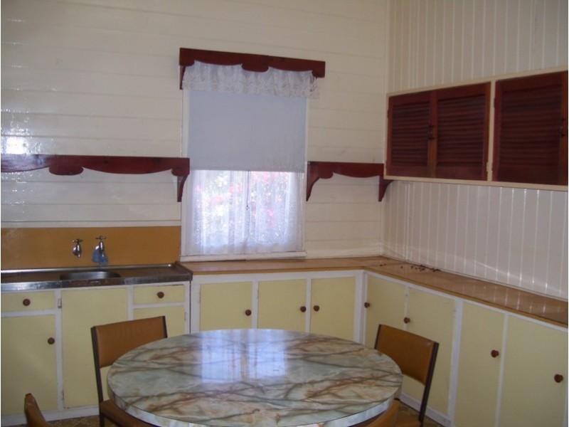 17 Boundary Street, Haden QLD 4353