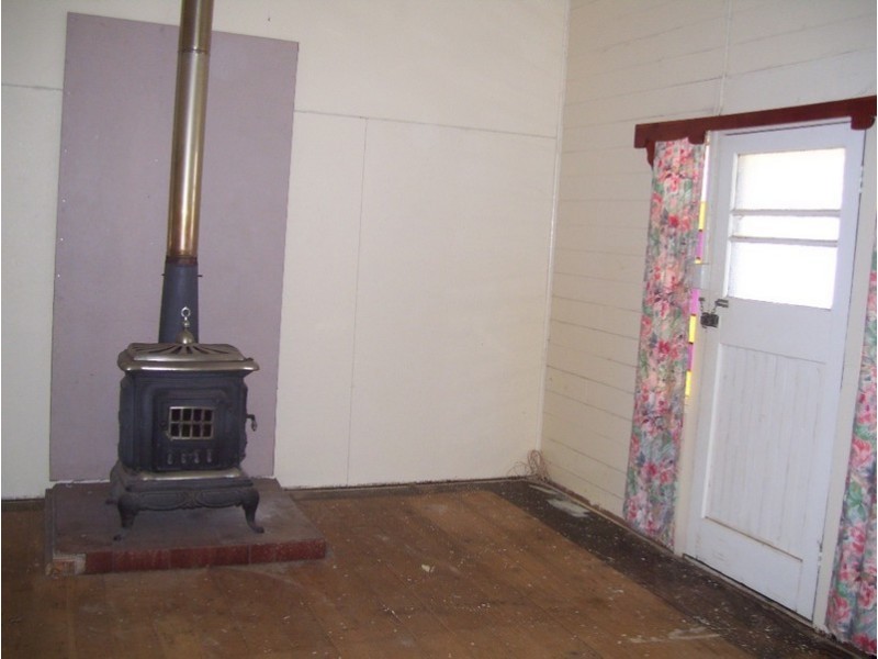 17 Boundary Street, Haden QLD 4353