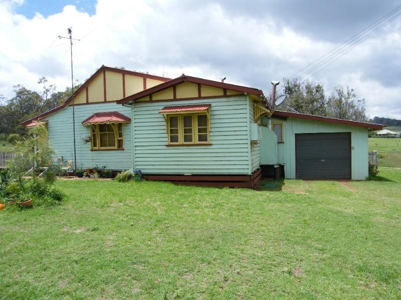 504 Groomsville Plainby Road, Crows Nest QLD 4355