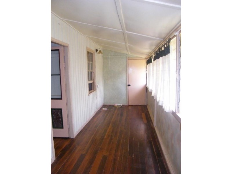 504 Groomsville Plainby Road, Crows Nest QLD 4355