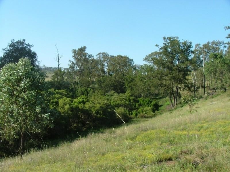 L6 Pierce Creek Road, Crows Nest QLD 4355