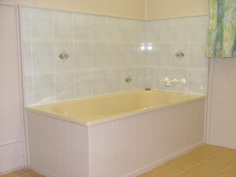 16 Emu Creek Road, Crows Nest QLD 4355