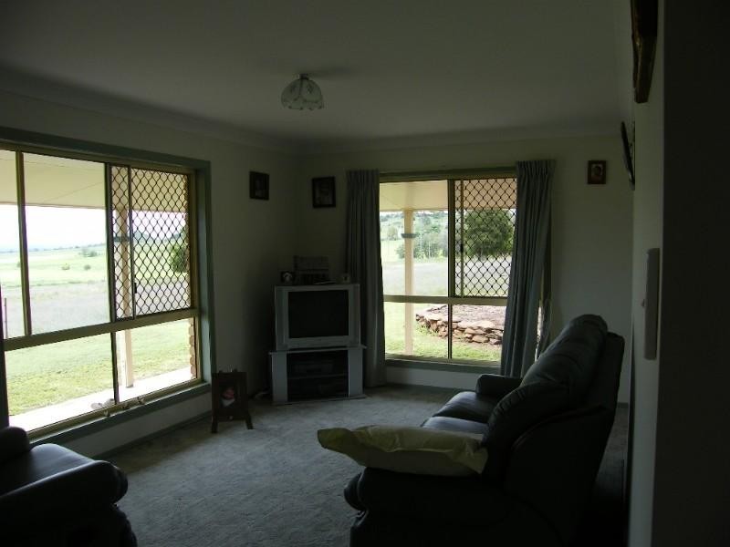 L6 Grinkes Road, Oakey QLD 4401