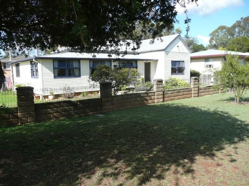 7 Nolan Street, Crows Nest QLD 4355
