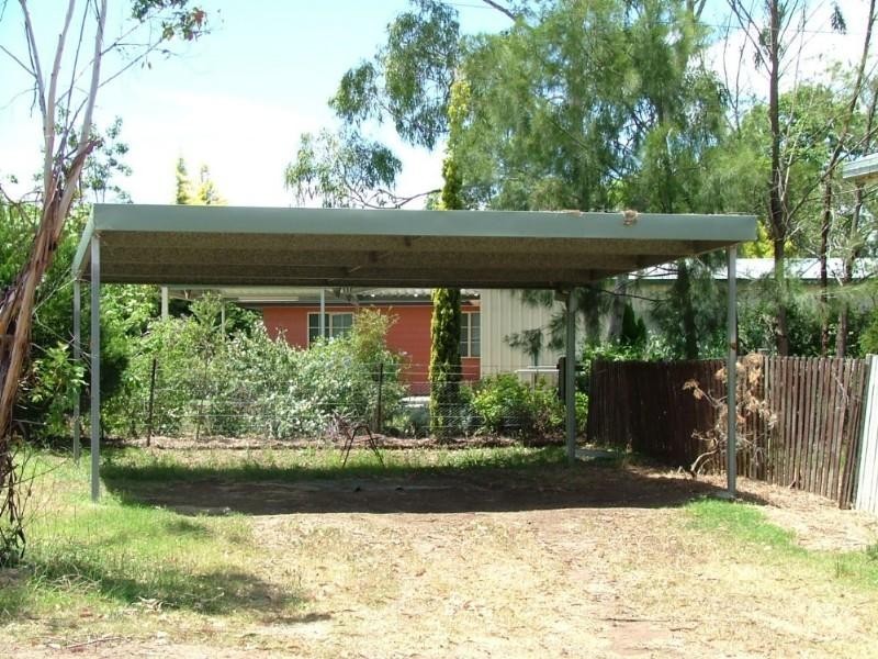 6 Kann Street, Goombungee QLD 4354