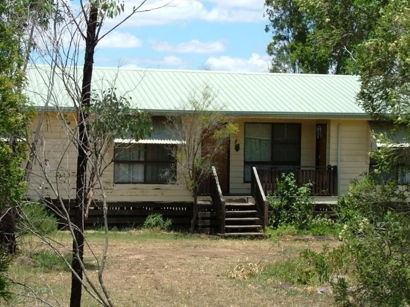 6 Kann Street, Goombungee QLD 4354