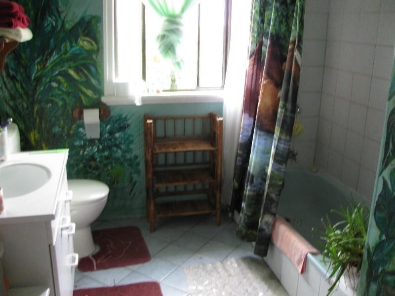 18 Toowoomba Road, Crows Nest QLD 4355