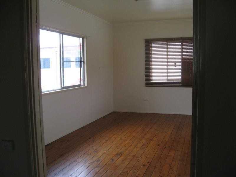 28 Albert Street, Crows Nest QLD 4355