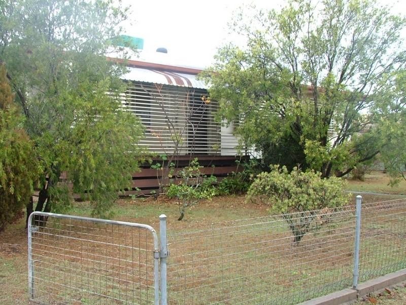 12 Mocatta Street, Goombungee QLD 4354