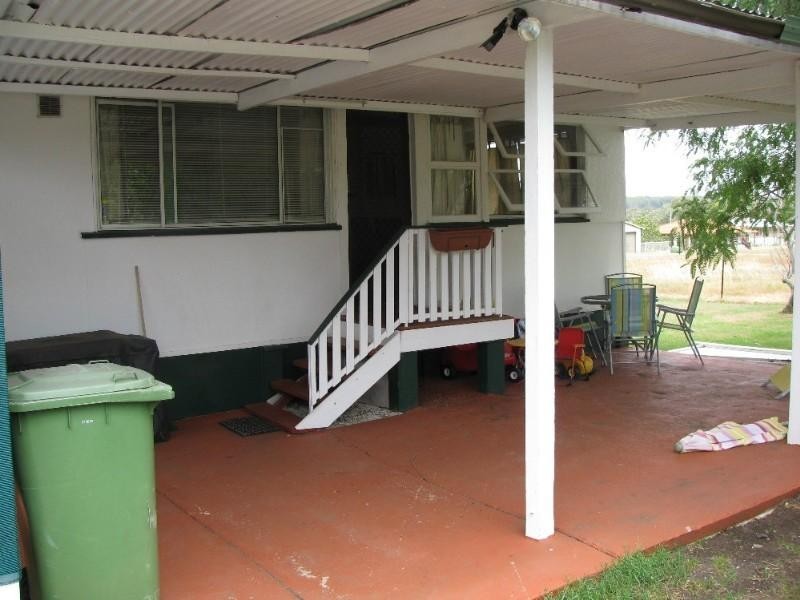 14 Daher Street, Goombungee QLD 4354