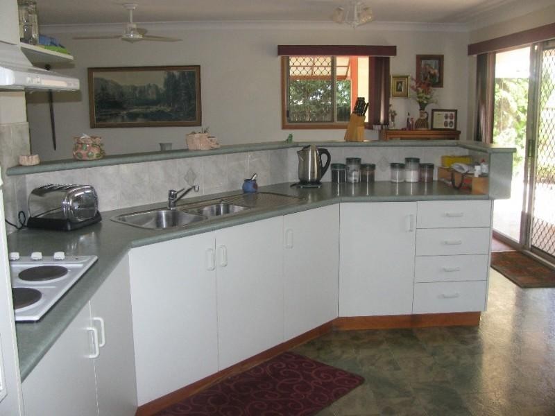 5 Melissa Court, Crows Nest QLD 4355