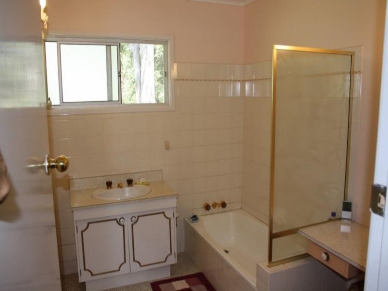 34 Pechey Forestry Road, Crows Nest QLD 4355