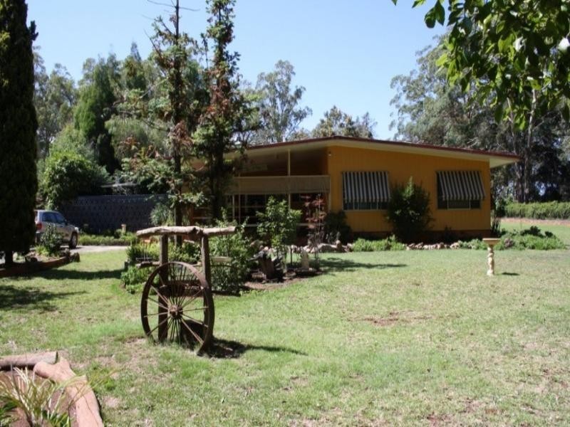 34 Pechey Forestry Road, Crows Nest QLD 4355