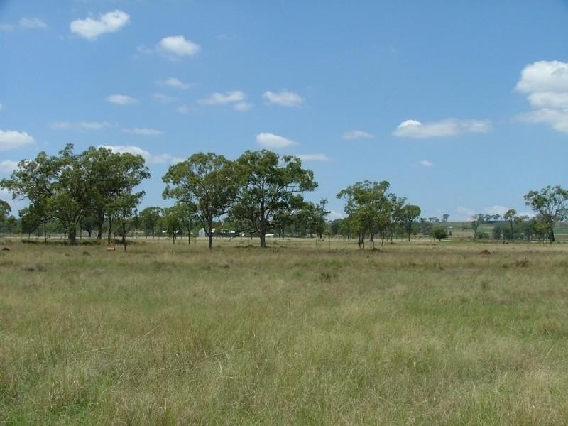 125 Kudo Silverleigh Road, Goombungee QLD 4354