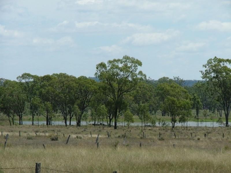 125 Kudo Silverleigh Road, Goombungee QLD 4354