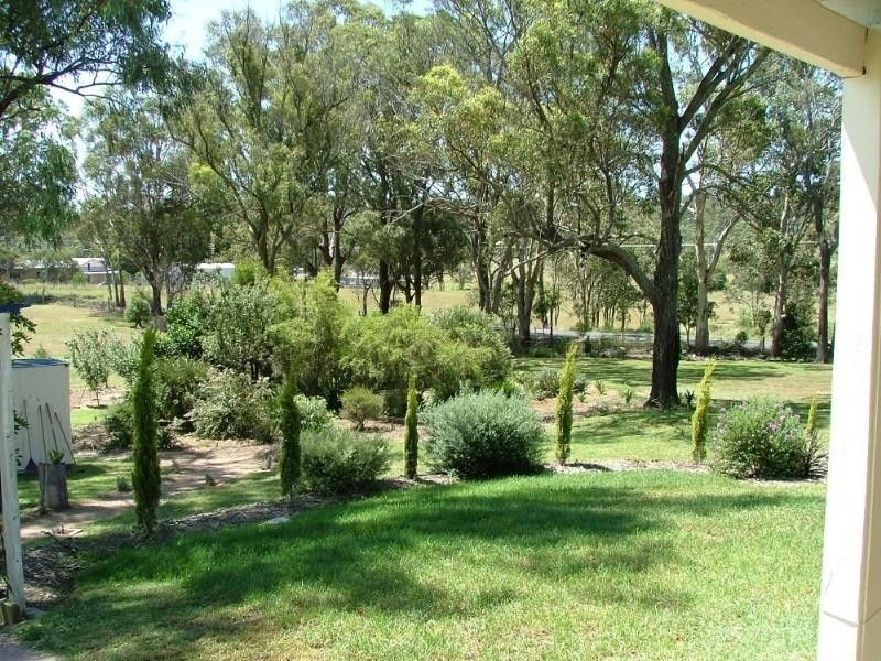 24 Eastside Road, Crows Nest QLD 4355