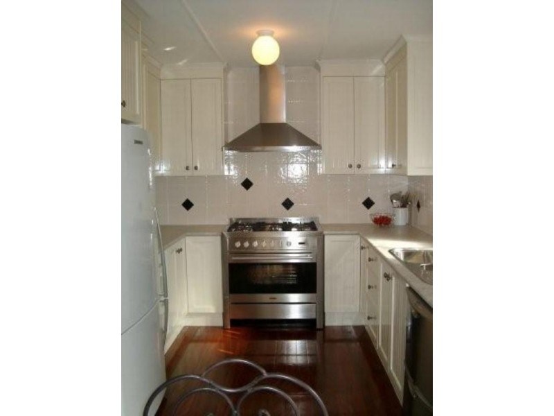 27 Blackbutt Street, Blackbutt QLD 4306