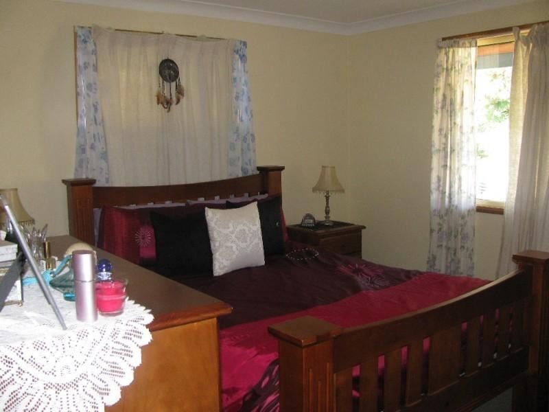 6 Albert Street, Crows Nest QLD 4355