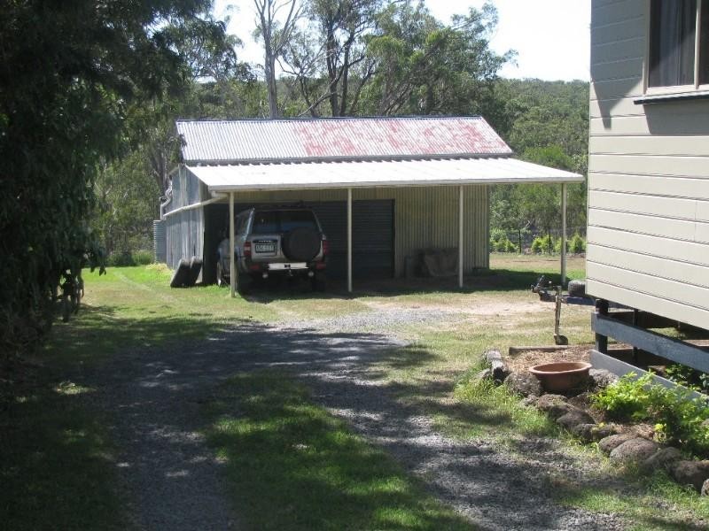 6 Albert Street, Crows Nest QLD 4355