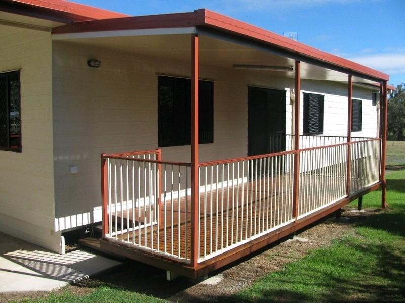 26 Albert Street, Crows Nest QLD 4355