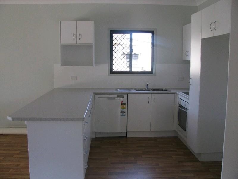 26 Albert Street, Crows Nest QLD 4355