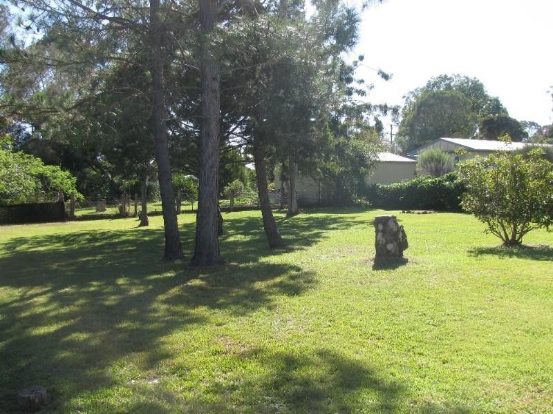 42 Charles Street, Crows Nest QLD 4355