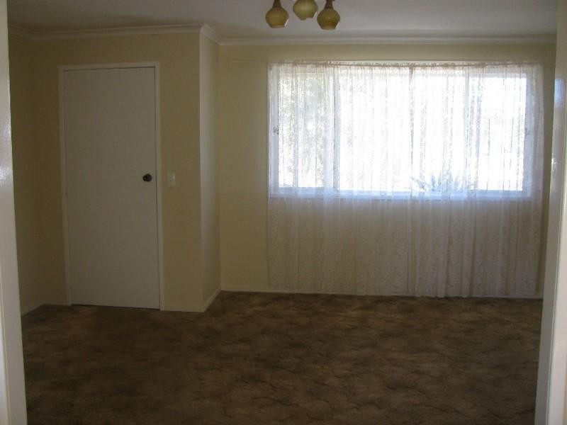 42 Charles Street, Crows Nest QLD 4355