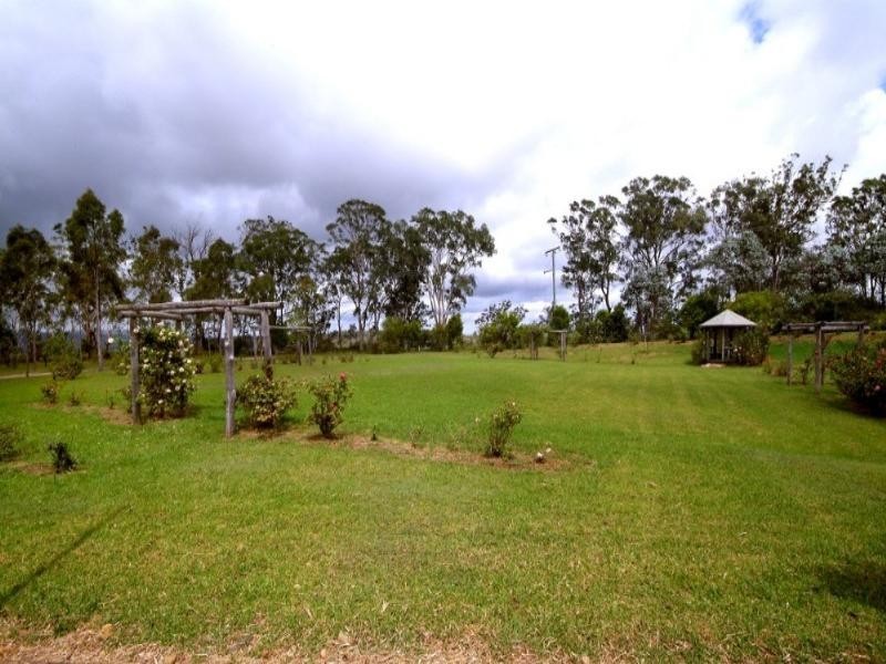 59 Old Esk Road, Hampton QLD 4352