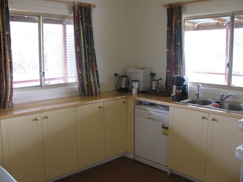 10 Hayden Street, Crows Nest QLD 4355