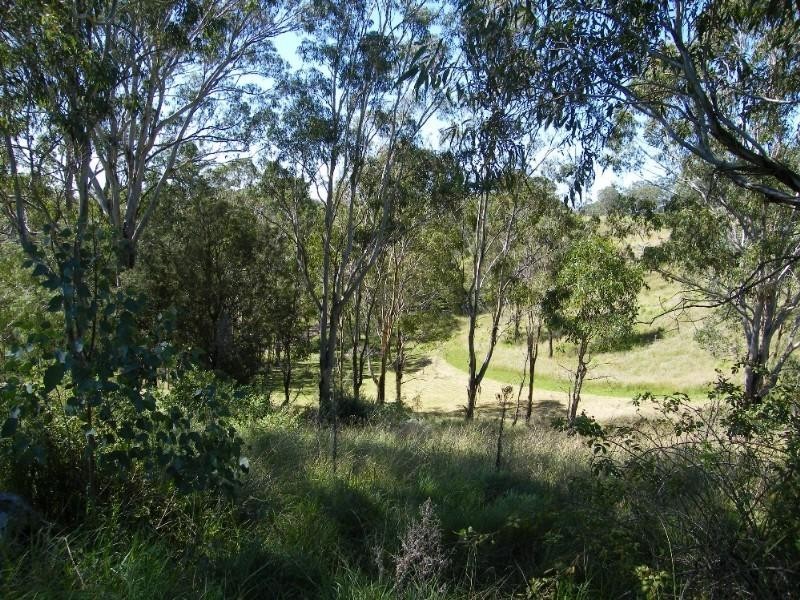 59 Old Esk Road, Hampton QLD 4352