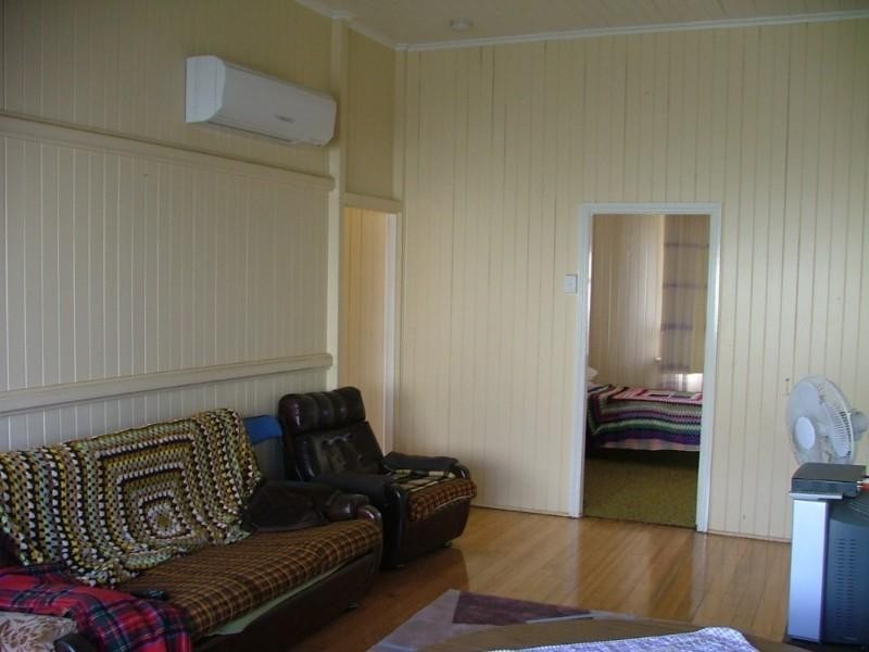 Haden QLD 4353