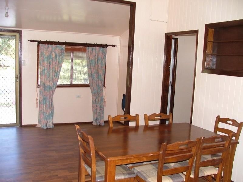 18 John Street, Crows Nest QLD 4355