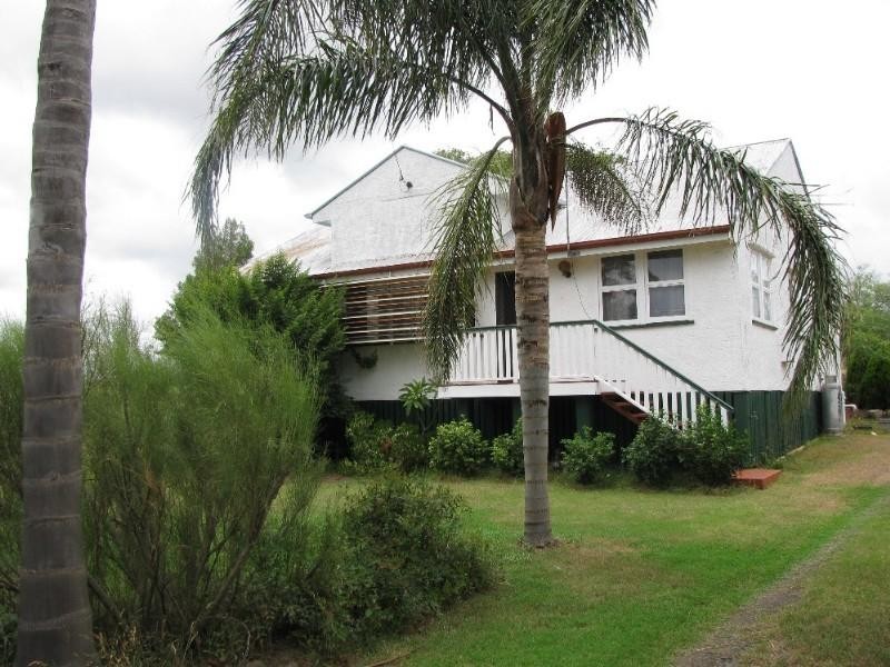 14 Daher Street, Goombungee QLD 4354