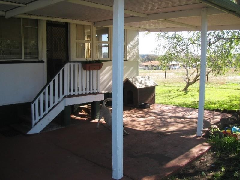 14 Daher Street, Goombungee QLD 4354
