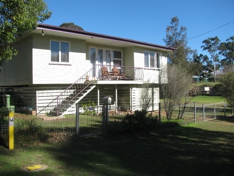 5a Church Street, Crows Nest QLD 4355