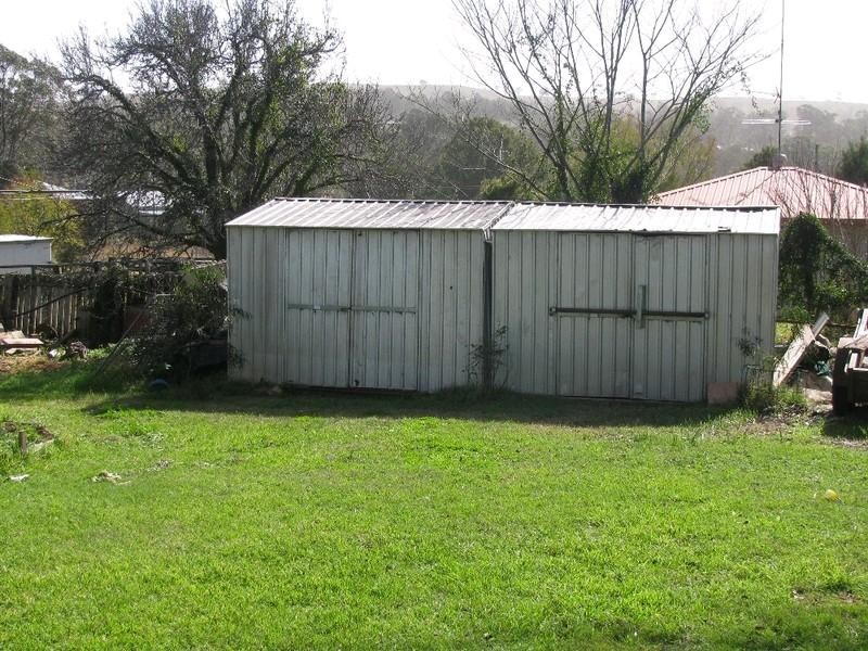 8 New England Highway, Crows Nest QLD 4355