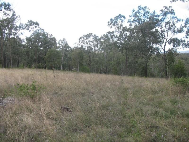 7 Nicholas Crescent, Cooyar QLD 4402