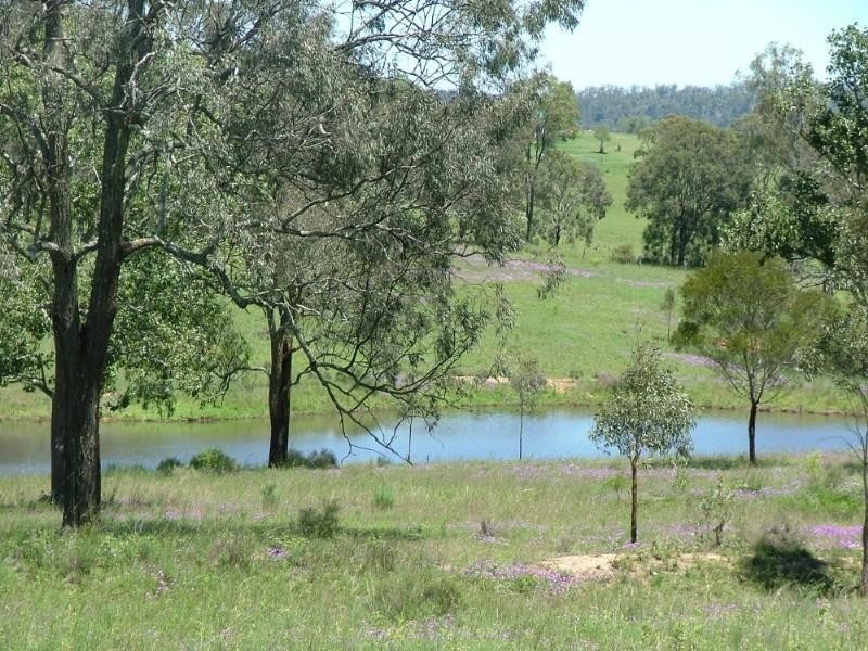 5758 New England Highway, Crows Nest QLD 4355