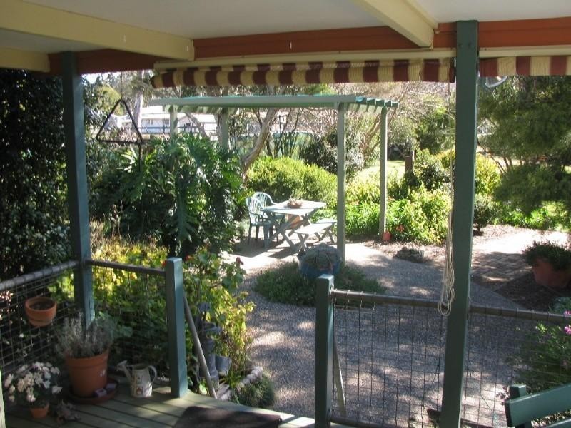 2 Blinco Street, Crows Nest QLD 4355