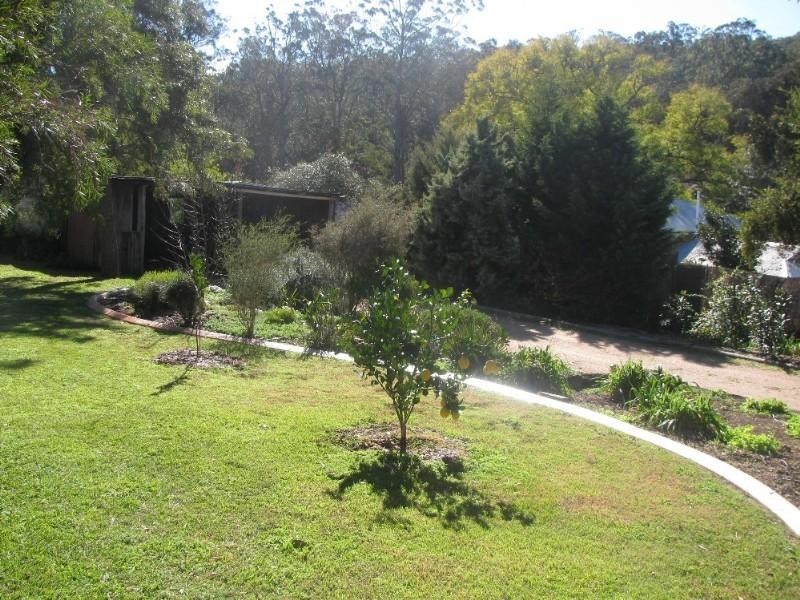 2 Blinco Street, Crows Nest QLD 4355