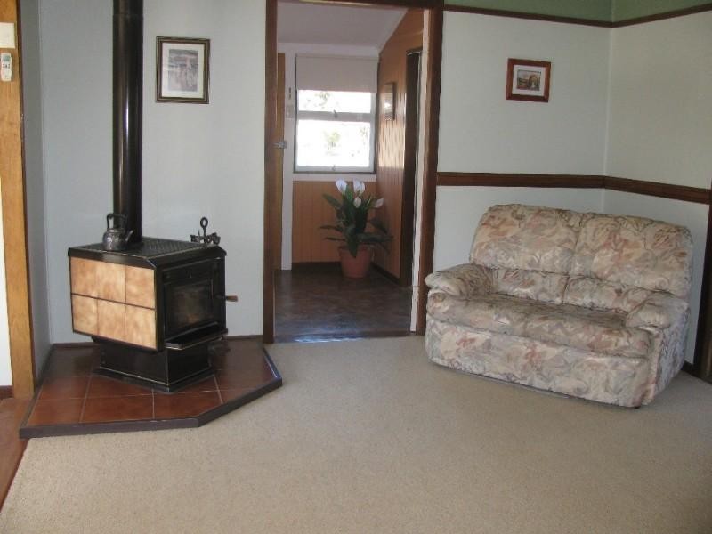 2 Blinco Street, Crows Nest QLD 4355